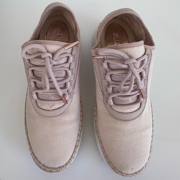 Michael Michael Kors Womens Finch
Lace up Fabric Low Top Sz:7 Color:Light Pink - Picture 7 of 10